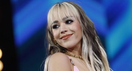 A la luz de las velas, Danna Paola se deja ver bien acompañada