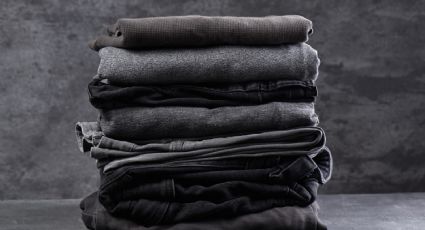 La técnica para recuperar el color y textura de la ropa negra