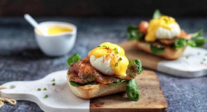 Deleita a tus seres queridos con esta deliciosa receta de huevos benedictinos