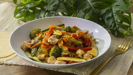 Almuerzo rápido, prepara este delicioso y nutritivo salteado en 15 minutos