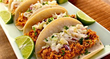 Sorprende a los tuyos con estos deliciosos tacos de pollo que puedes preparar en minutos