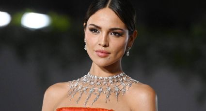 Eiza González deslumbra en turquesa: El look que marca tendencia