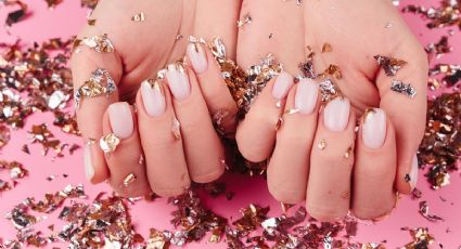 Cita nocturna de estilo: uñas rose gold con elegante nail art