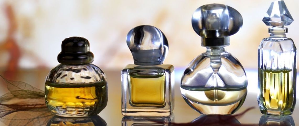 Recopilamos los 5 perfumes para los días en que quieras destilar elegancia 24 horas