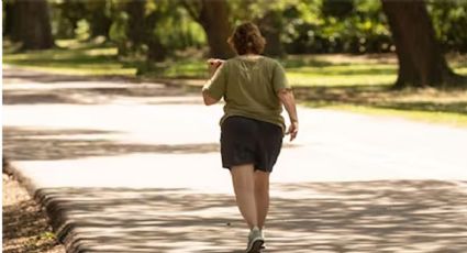 El truco efectivo para que caminar sea tu mejor ejercicio después de los 50