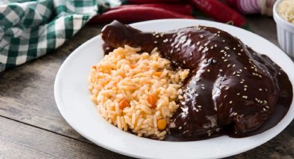 Sabor auténtico: cómo hacer mole poblano y deleitar tus sentidos con esta receta