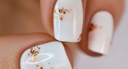 Estilo profesional: inspírate con Nails Arts blancos y dorados para tu día a día en la oficina