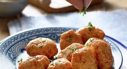 Buñuelos de bacalao reinventados: seis propuestas para degustar