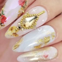 Estilo barroco en tus uñas: 6 Nails Arts para deslumbrar con elegancia