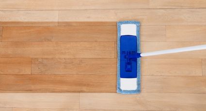 Reluciente y protegido: la fórmula definitiva para limpiar tu parquet