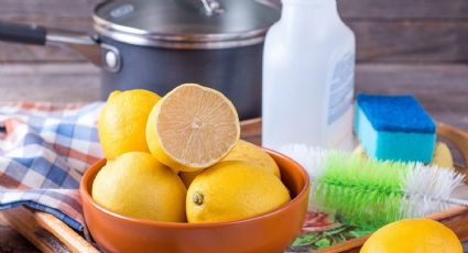 Limones reciclados: cómo hacer un potente desengrasante para la cocina de forma económica