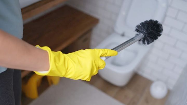 Truco infalible para una limpieza perfecta: cómo limpiar el cepillo de inodoro