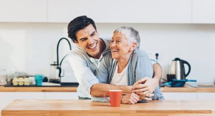 Mi madre siempre tiene razón: 5 consejos resultones para decorar el salón con calidez