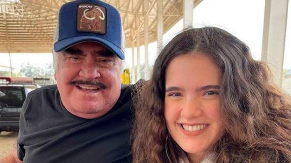 Vicente Fernández y Camila Fernández. Fuente: (Instagram)