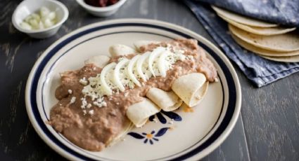 Receta rápida de enfrijoladas con frijoles en bolsa o lata: sabor auténtico en casa