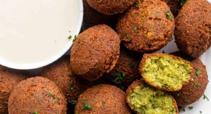 Si una receta es barata, deliciosa y fácil es la del falafel: te preguntarán dónde los compraste