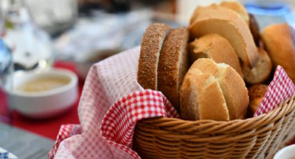 Lleva 6 ingredientes y es la receta de pan casero más fácil, queda esponjoso y suave