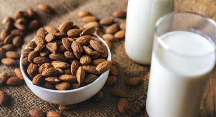 Profeco tiene la receta perfecta de leche de almendras casera para no gastarte una fortuna en el súper