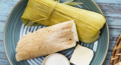 La receta de tamales de elote que se hacía en casa de mi abuela: en licuadora y suavecitos