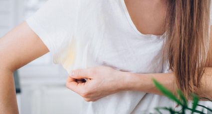 Dale una nueva vida a tu playera blanca manchada de sudor y desodorante: ciencia en el lavado