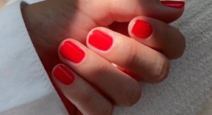 Los diseños de Nail Art para una reversión moderna y sofisticada de las clásicas uñas rojas