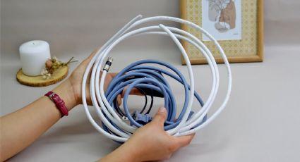 Con cables viejos puedes poner manos a la obra y hacer este precioso adorno DIY para tu hogar