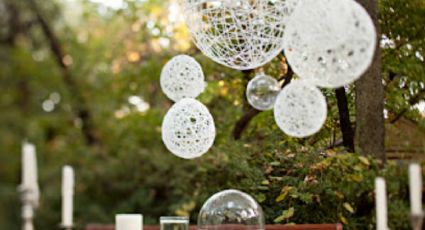 Con unos simples globos puedes hacer estos bellos complementos para la decoración de tu hogar