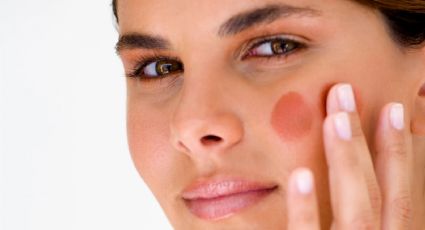 El maquillaje para disimular poros y lucir un cutis liso: se necesitan pocos productos