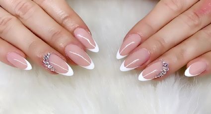 La clásica manicura francesa se actualiza: los modelos que combinan con la primavera