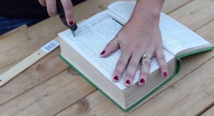 El proyecto más decorativo para tus flores: el proyecto DIY con un libro viejo que enamora