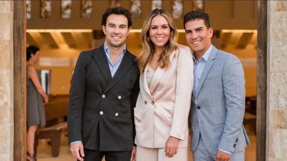 Checo Pérez y sus hermanos. Fuente: (Instagram)