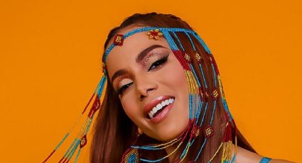 Anitta marca tendencia en la moda con su íconica colección de microbikinis