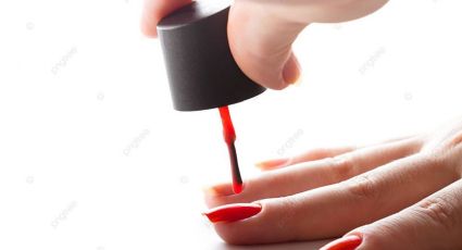 Entre el rojo y el morado: el color más elegante y oscuro para tus Nail Art de otoño / invierno 2025