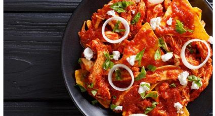 Rinde para 4 porciones y los sirves en menos de 1 hora: la receta fácil de los más sabrosos chilaquiles