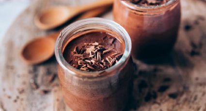 Mousse de chocolate sin lácteos: la receta con 4 ingredientes que rinde para 4 porciones