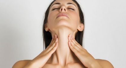 Yoga facial japonesa: la tendencia en auge explicada por una experta para eliminar la doble papada