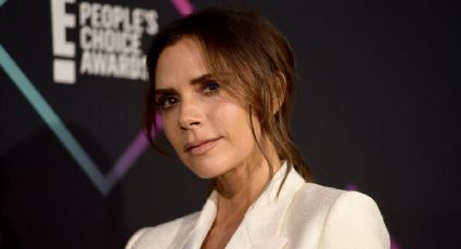 Elegante, sofisticado y limpio, la descripción del diseño de Nail Art más elegido por Victoria Beckham