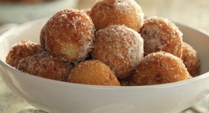 Me encantan los buñuelos porque me recuerdan a casa de la abuela: su receta con salsa de caramelo