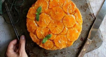 Ni harina, ni lactosa: la receta rendidora de tarta de naranja que queda esponjosa y húmeda por dentro