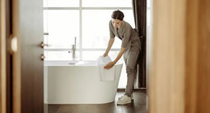 Los 4 ingredientes que mezclan en los hoteles para que el baño mantenga olor a limpio más tiempo