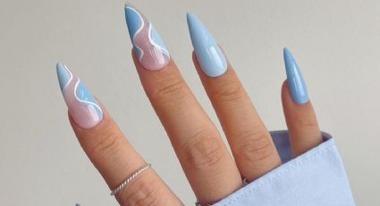 Baby boomer con un toque de color: explorando los Nail Art más brillantes y divertidos