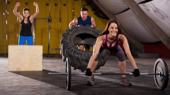 7 ejercicios de Crossfit que puedes hacer en casa: quema grasas de manera sencilla