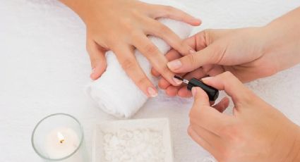 Si no te gustan las serias uñas burdeos, una opción perfecta para otoño son estos 6 diseños de Nail Art