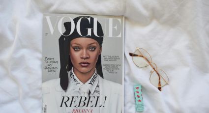 El tono de esmalte en los pies que impone Rihanna y será clave esta temporada cálida